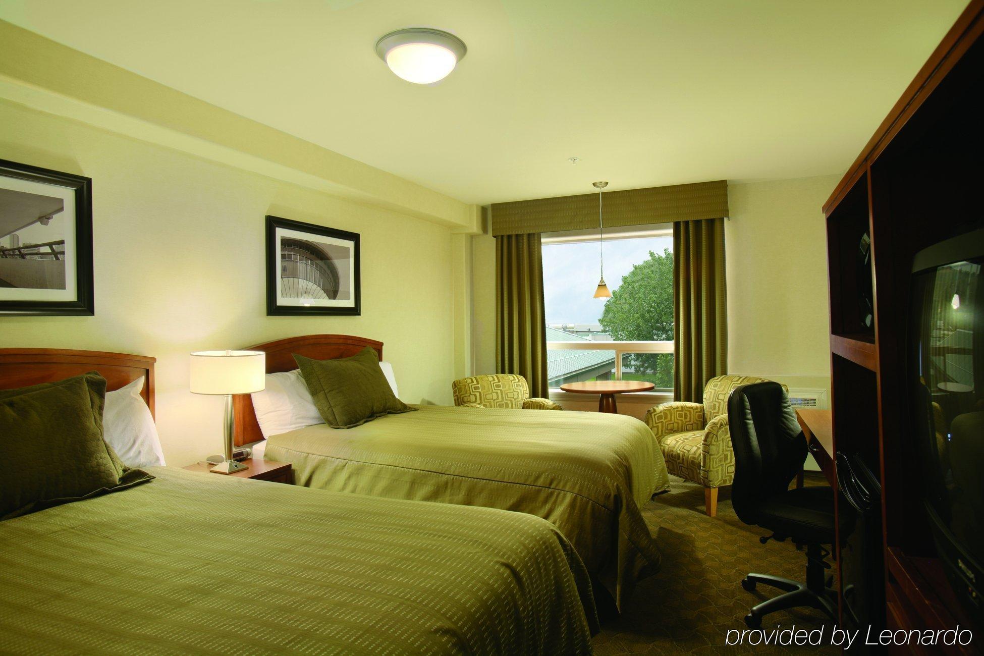 Sandman Hotel & Suites Winnipeg Airport Habitación foto